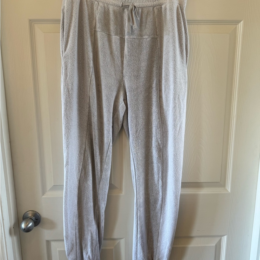 Free People Gray Sweatpants with Elastic Waistband and Tapered Ankles